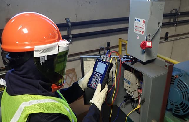 Carousel Image: /content/Testing-Electrical-Page-Images/Testing-Electrical-Page-MotorsTransformers-Carousel-Images/testing_electrical_motorstransformers_carousel_image_1.jpg